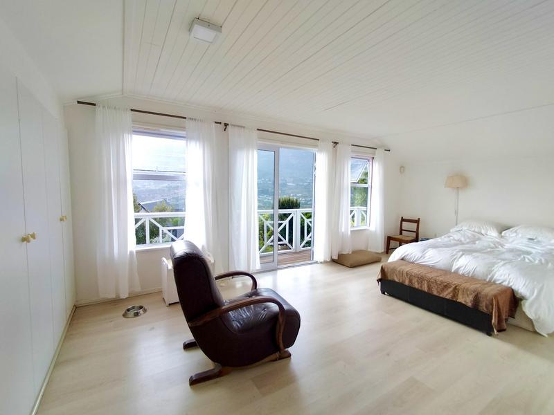 1 Bedroom Property for Sale in Hout Bay Western Cape